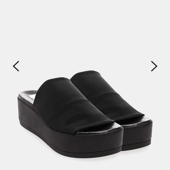 Steve Madden Women's Black Slinky Sandals - Picture 6 of 6